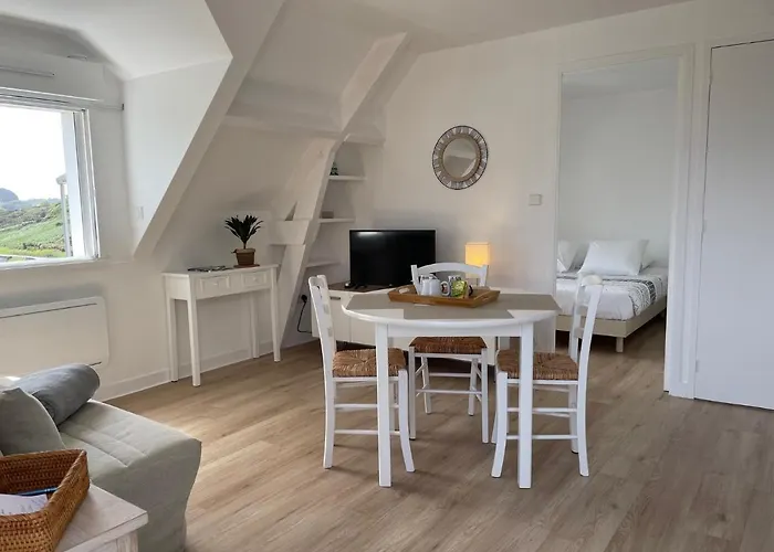 Appartement T2 Vue Mer Sauzon Terrasse Et Parking Prives